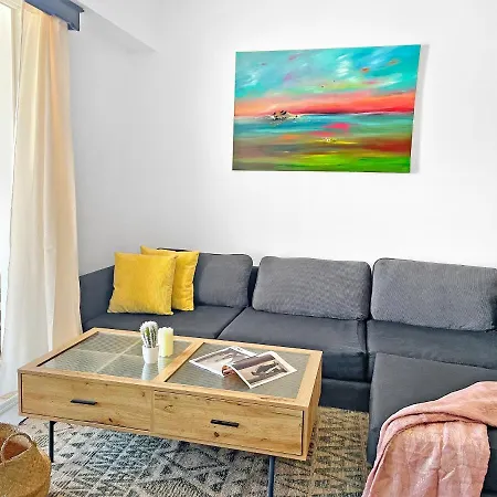2br Seaview Penthouse In Center Διαμέρισμα Λάρνακα